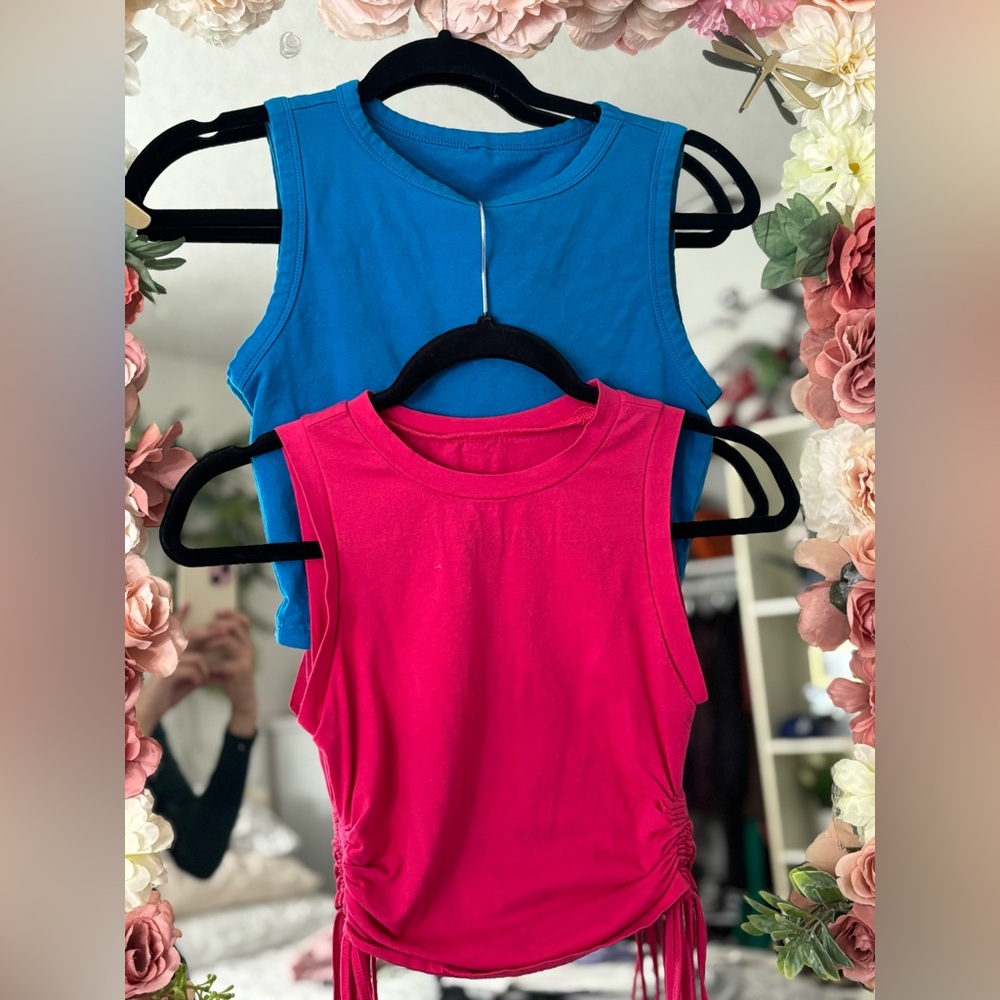 2 tops blue and pink